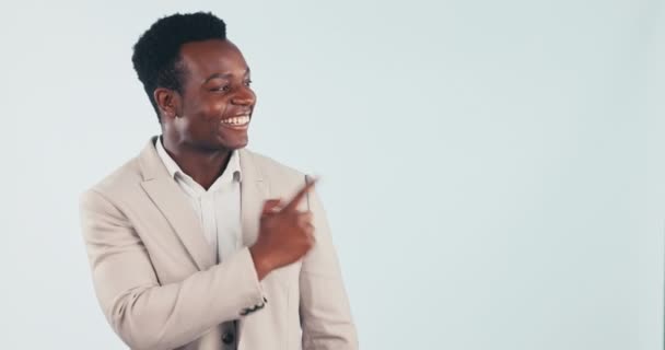 Gezicht Bedrijf Zwarte Man Met Beslissing Wijzend Gelegenheid Een Grijze — Stockvideo