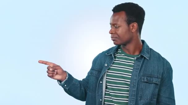 Обличчя Рука Вказує Чорний Чоловік Голосування Студії Зворотного Язку Результатів — стокове відео