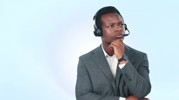 Call Центр Думающий Чернокожий Человек Указывает Бизнес Решение Телемаркетинг Продаж — стоковое видео
