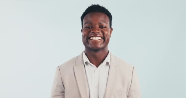 Siyahi Adam Adamı Yüzü Gururlu Girişimci Özgüvenine Sahip Mutlu Bir — Stok video