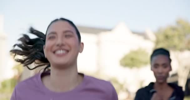 Бег Счастье Лицо Женщины Людей Команды Тренировки Кардио Вызов Спорт — стоковое видео
