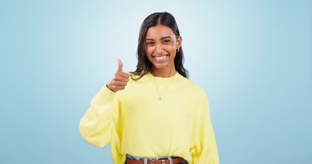 Trust Thumbs Face Happy Woman Mockup Space Isolated Blue Background — Stock Video