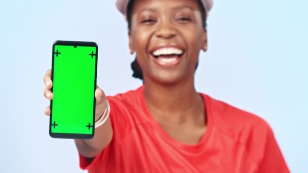 Pantalla Verde Smartphone Mujer Estudio Para Deportes Fitness Bienestar Sobre — Vídeo de stock