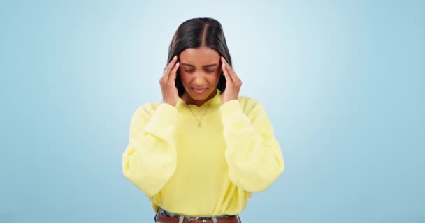 Άγχος Άγχος Και Γυναίκα Πονοκέφαλο Στο Στούντιο Ανησυχούν Φοβούνται Καεί — Αρχείο Βίντεο