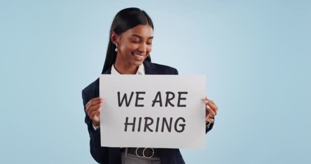 Bizneswoman Studio Plakat Dla Jesteśmy Zatrudniania Rekrutacji Możliwości Przez Niebieskie — Wideo stockowe