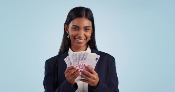 Zakelijke Vrouw Winnaar Geld Succes Van Financiering Van Investeringen Bonus — Stockvideo
