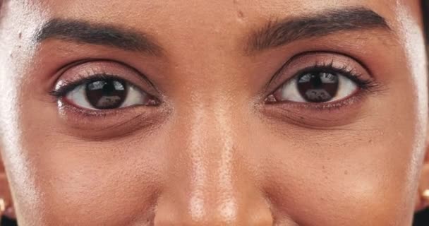 Ojos Mujer Cara Primer Plano Con Bienestar Visual Cuidado Los — Vídeo de stock