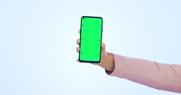 Pessoa Mão Telefone Com Tela Verde Publicidade Marketing Contra Fundo — Vídeo de Stock