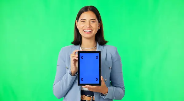 Groen Scherm Portret Business Tablet Vrolijke Vrouw Presentatie Van Logo — Stockfoto