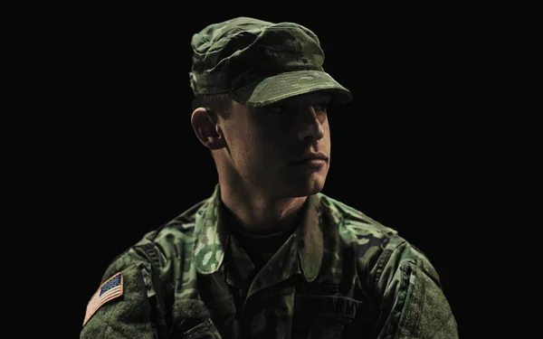 Człowiek Żołnierz Wojna Tle Czarnego Studia Zsp Patriotyczne Wojsku Smutny — Zdjęcie stockowe