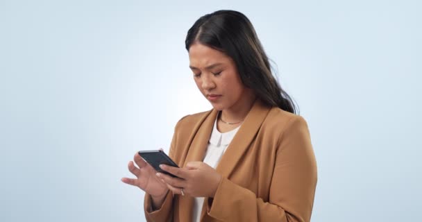 Telefon Spam Frustreret Kvinde Med Problem Glitch Eller Fejl 404 – Stock-video
