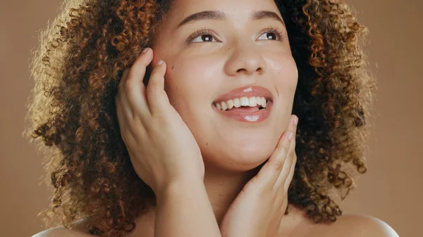 Myšlení Šťastný Model Nebo Přírodní Krása Dermatologie Pro Kosmetiku Nebo — Stock fotografie