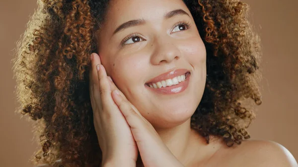 Myšlení Šťastná Žena Nebo Přírodní Krása Dermatologie Pro Kosmetiku Nebo — Stock fotografie