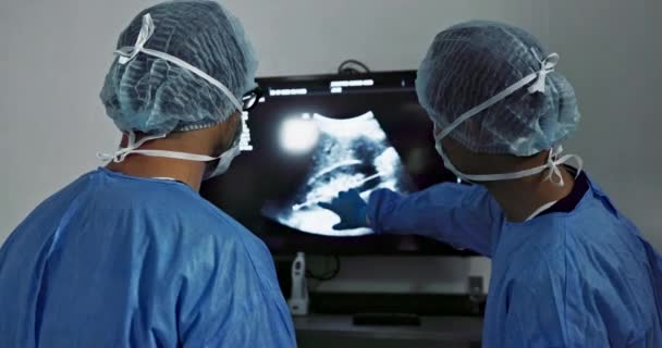 Kembali Operasi Ray Dan Tim Dokter Rumah Sakit Untuk Operasi — Stok Video