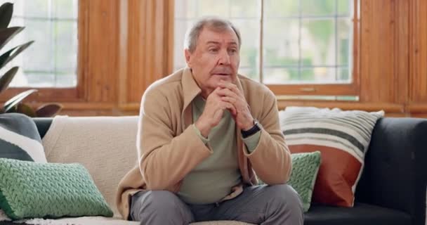 Huis Denken Senior Man Met Angst Verdrietig Pensioen Met Depressie — Stockvideo