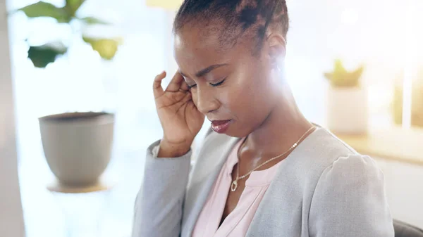 Zakelijke Vrouw Hoofdpijn Stress Voor Kantoorplanning Human Resources Crisis Fout — Stockfoto