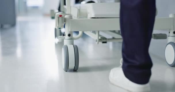 Soins Santé Médecin Pousser Lit Hôpital Pour Chirurgie Urgence Problème — Video