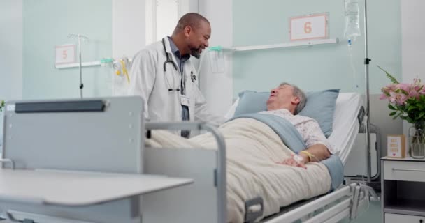 Ameliyattan Tedaviden Prosedürden Sonra Hastanedeki Hastaya Danışmanlık Sağlık Cerrah Tartışma — Stok video