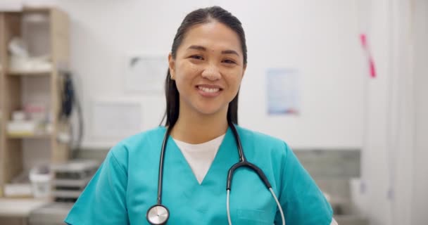 Gezicht Verpleegkundige Glimlach Voor Gezondheidszorg Carrière Medische Dienst Het Ziekenhuis — Stockvideo