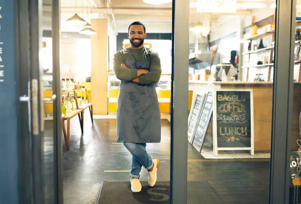 Homem Feliz Retrato Profissional Café Pequenas Empresas Com Braços Cruzados — Fotografia de Stock