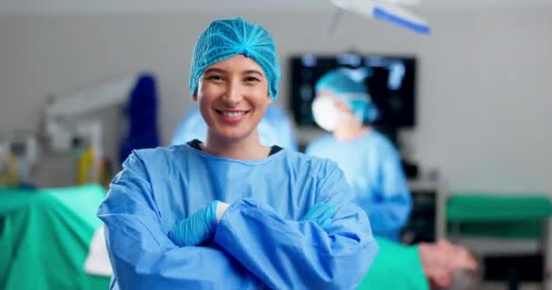 Portrét Ženské Chirurgky Chirurgie Týmu Operačním Sále Pohotovostní Zdravotnické Kliniky — Stock video
