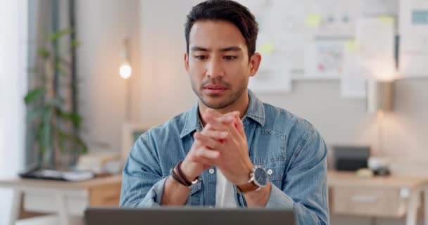 Denken Wirtschaft Und Mann Mit Laptop Ideen Und Verbindung Einem — Stockvideo