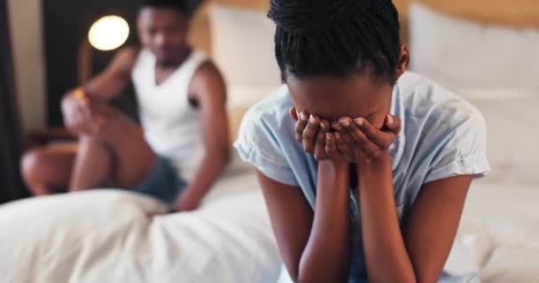 Couple Woman Cry While Upset Bedroom Argument Infertility Disagreement African — Stock Video