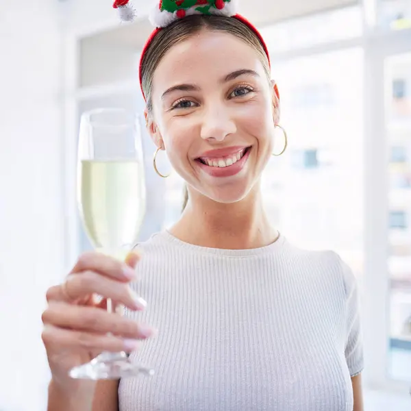 Woman Champagne Portrait Office Christmas Office Party Celebration Drink Cheers — Stock Photo, Image