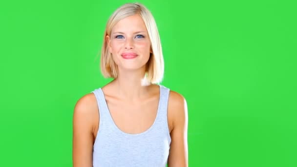 Başparmaklar Yukarı Kadın Yüz Yeşil Ekranda Başarı Kazanma Anlaşması Stüdyo — Stok video
