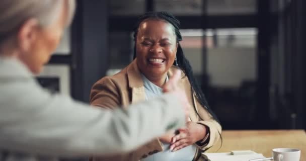 Business Woman Handshake Job Interview Human Resources Meeting Welcome Partnership — Stock video
