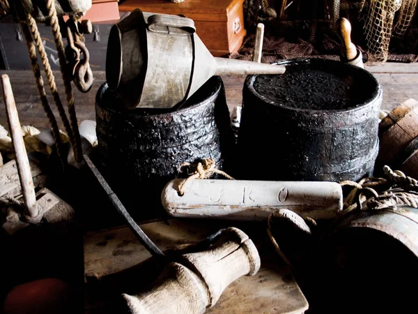 Interior Cabin Vintage Tools Equipment Relics Barrels Bellows Storage Gear — Stock Photo, Image