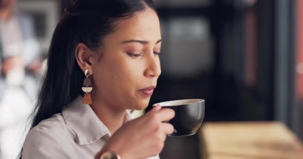 Negocio Mujer Pensamiento Con Café Cafetería Con Inspiración Felicidad Para — Vídeos de Stock