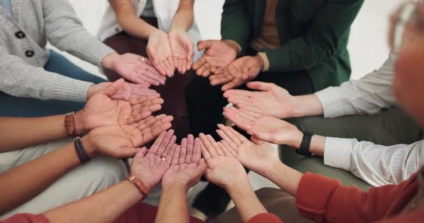 Grupo Palma Mãos Círculo Para Apoio Oração Solidariedade Com Confiança — Vídeo de Stock