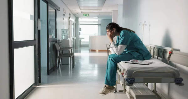 Falha Choro Médico Com Estresse Hospital Insatisfeito Com Resultados Saúde — Fotografia de Stock