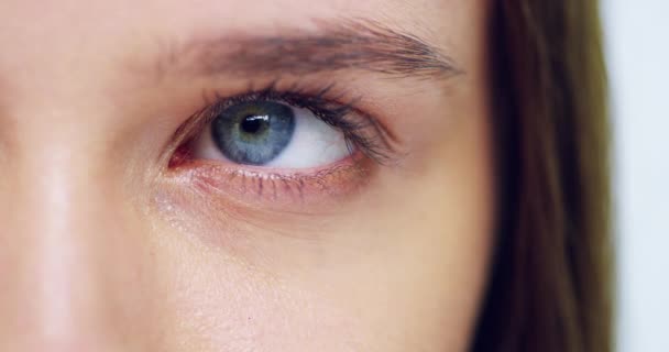 Pensare Viso Primo Piano Occhio Della Donna Visione Optometria Salute — Video Stock
