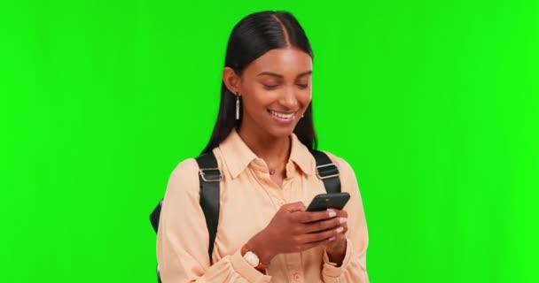 Écran Vert Médias Sociaux Portrait Fille Étudiante Avec Téléphone Pour — Video