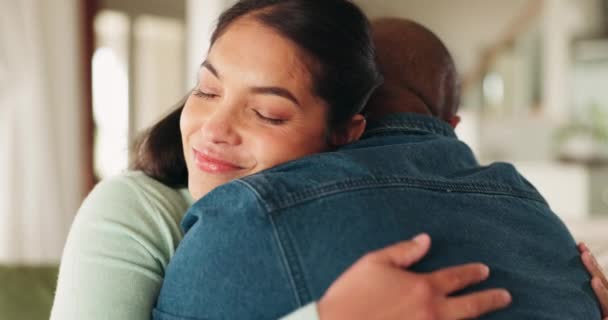 Sarılma Sevgi Gülümseme Evlilikle Kaliteli Zaman Ilişki Mutluluk Romantizm Kadın — Stok video