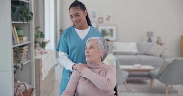 Caregiver Thinking Elderly Woman Wheelchair Support Geriatric Senior Care Old — Stockvideo