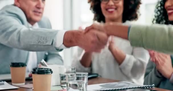 Gente Negocios Reunión Apretón Manos Aplausos Éxito Asociación Para Acuerdo — Vídeo de stock