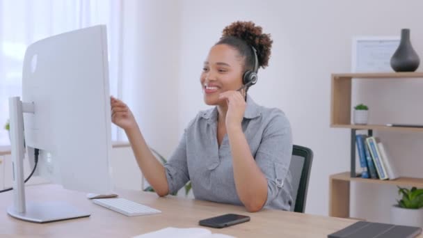 Számítógép Beszélő Üzletasszony Call Center Ügyfélszolgálat Crm Telemarketing Headset Irodában — Stock videók