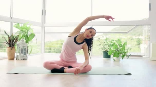 Fitness Stretching Vrouw Yoga Studio Voor Oefening Training Met Spiergezondheid — Stockvideo