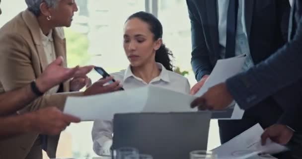 Mujer Negocios Papeleo Gestión Del Tiempo Con Multitarea Coworking Líder — Vídeos de Stock