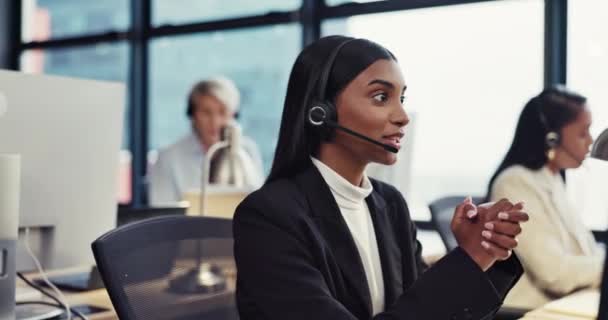 Mulher Call Center Consultoria Com Fones Ouvido Atendimento Cliente Suporte — Vídeo de Stock