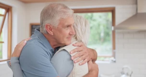 Happy Senior Couple Hug Home Love Care Grateful Bonding Support — Vídeo de Stock