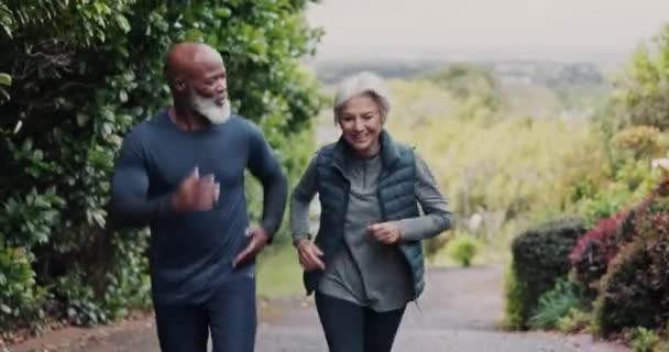 Mensen Fitness Met Hardlopen Senior Outdoor Met Training Cardio Geluk — Stockvideo