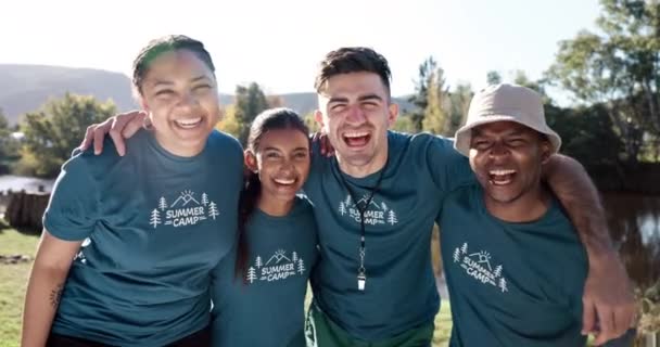 Amigos Juventud Campamento Verano Personas Aire Libre Naturaleza Para Servicio — Vídeos de Stock