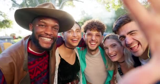 Festival Amigos Selfie Con Risa Celebración Fiesta Aire Libre Para — Vídeos de Stock