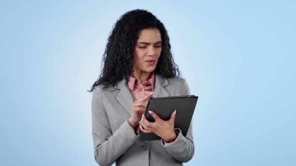 Negocios Mujer Tableta Estudio Para Búsqueda Desplazamiento Internet Creación Redes — Vídeo de stock