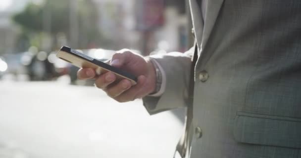 Téléphone Portable Ville Mains Une Personne Professionnelle Tapant Mail Entreprise — Video