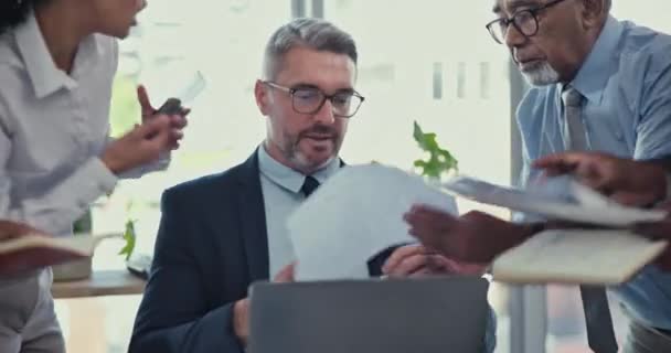 Senior Executive Man Paperwork Time Management Multitasking Productivity Boss Phone — Stock Video